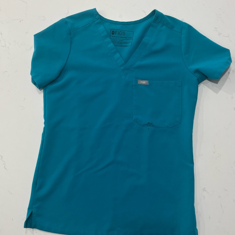 Two Figs Women's Catarina Short Sleeve V-Neck Top in Teal